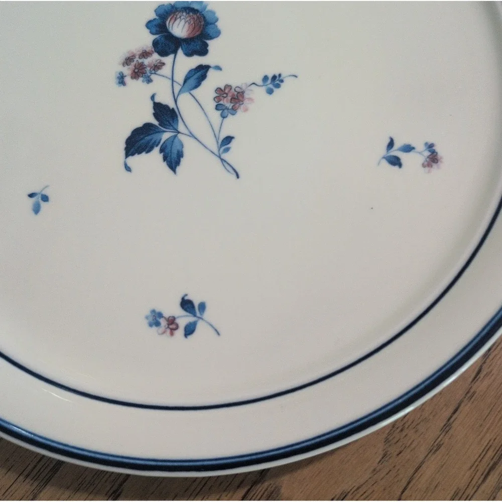 Noritake Keltcraft Blue Chintz #9104 Dinner Plates Ireland 10.5